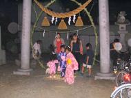 小松神社茅の輪くぐり（町指定無形民俗文化財）の写真