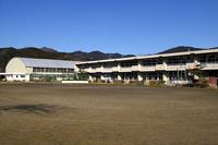 神川町立神泉小学校の写真